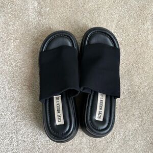 Steve Madden X Urban Outfitters Black Scrunchy Platform Sandals